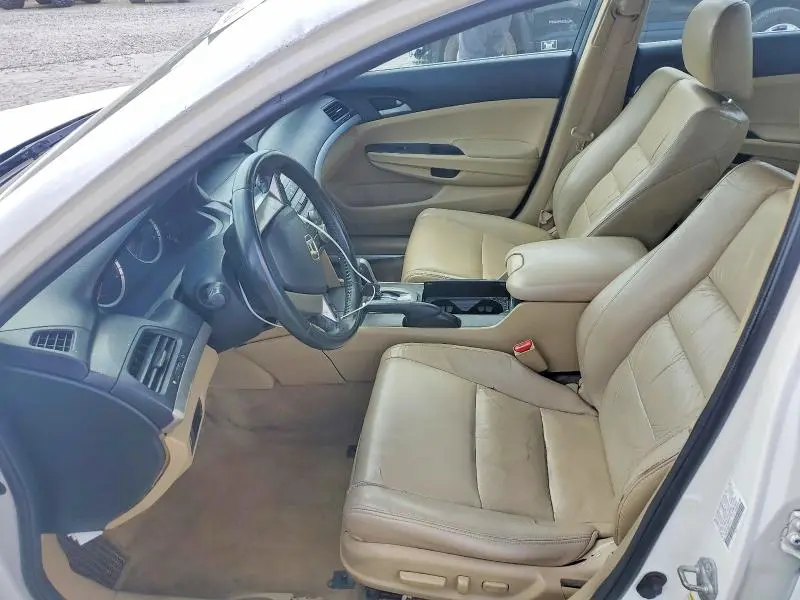 2011 HONDA ACCORD SE  