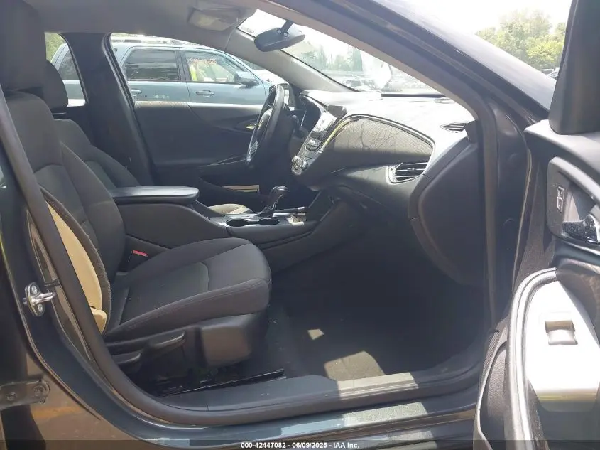 2017 CHEVROLET MALIBU 1LT