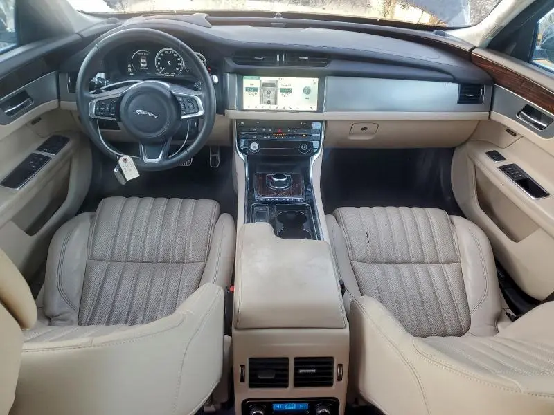 2019 JAGUAR XF PORTFOLIO  