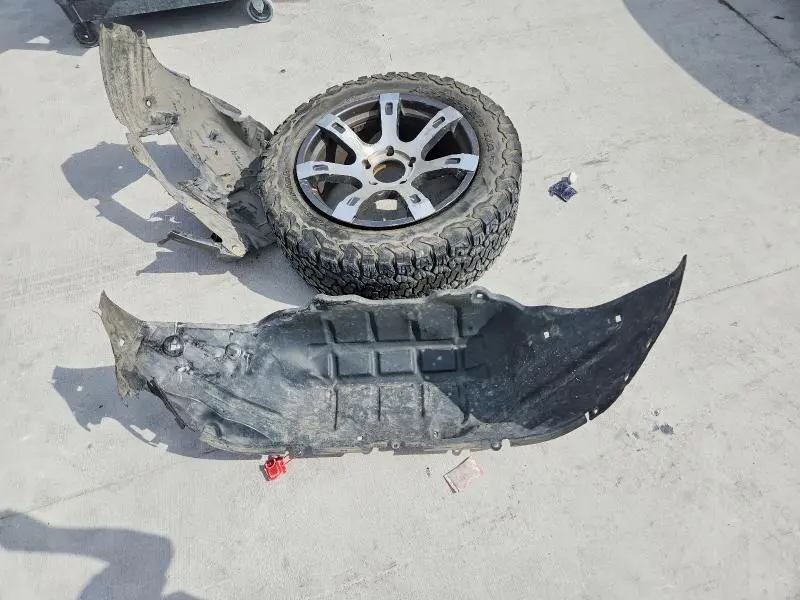 2014 TOYOTA TUNDRA SR5  