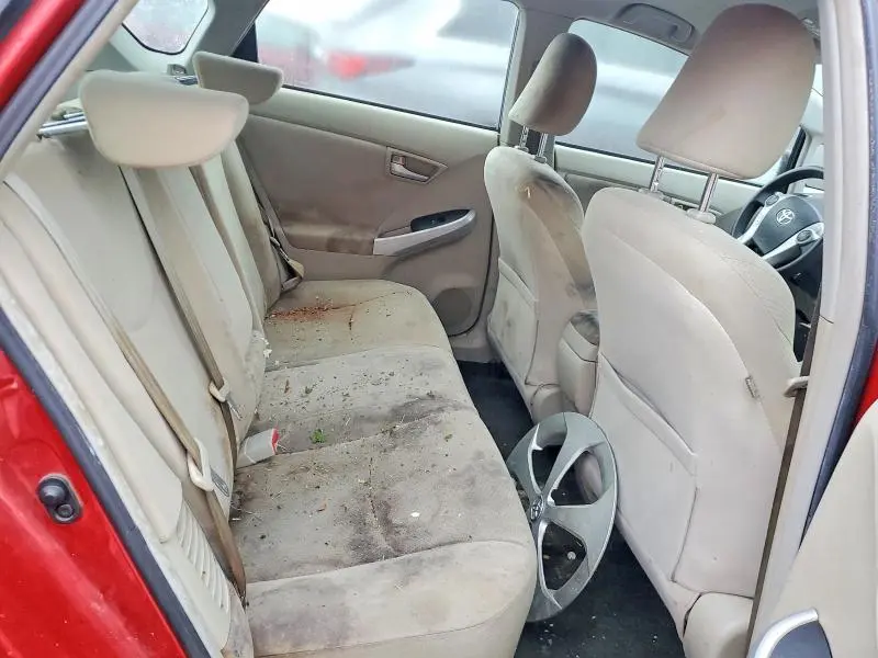 2013 TOYOTA PRIUS TWO  