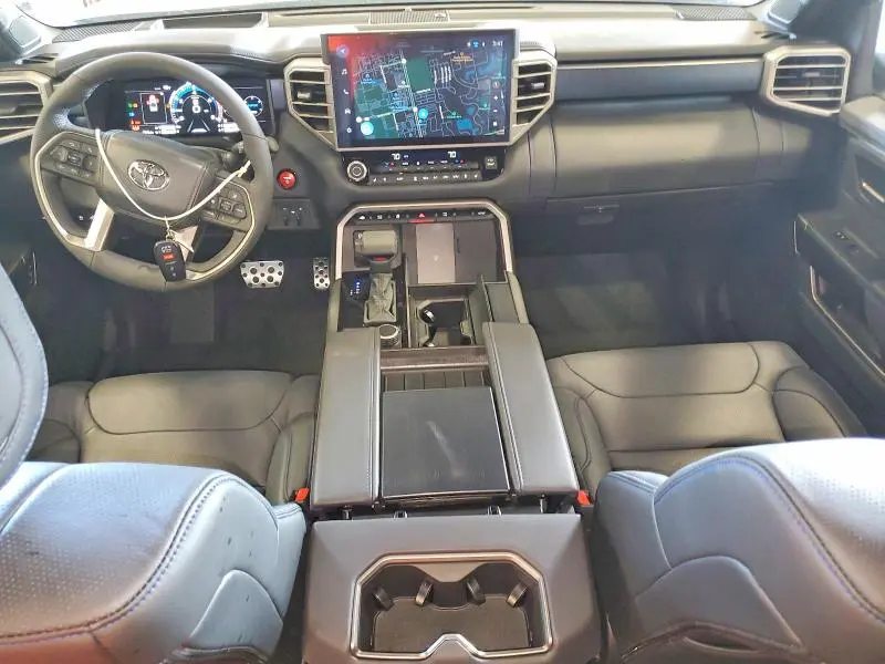 2026 TOYOTA TUNDRA PLATINUM HV  