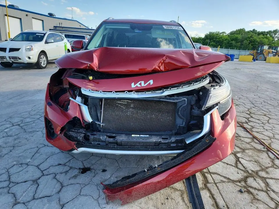 2023 KIA SELTOS S  