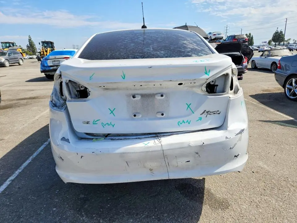 2016 FORD FIESTA SE  