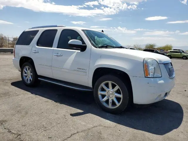 2013 GMC YUKON DENALI  
