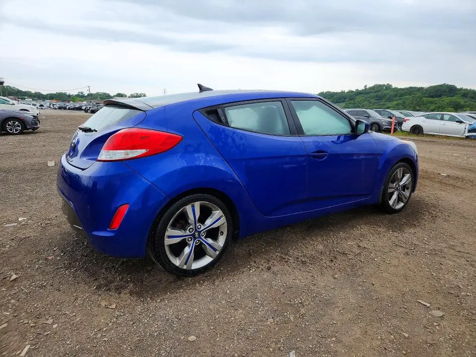 2013 HYUNDAI VELOSTER BASE  