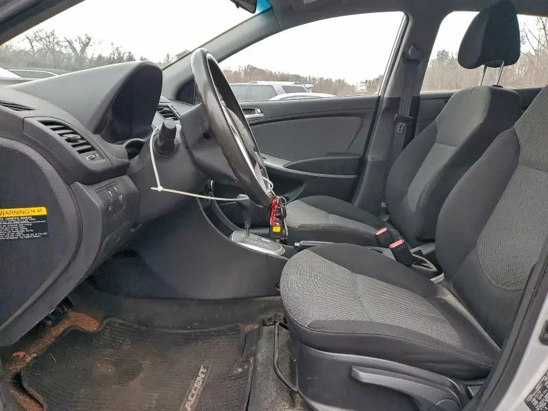 2013 HYUNDAI ACCENT GLS  