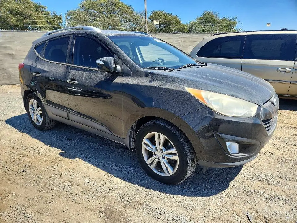 2013 HYUNDAI TUCSON GLS  
