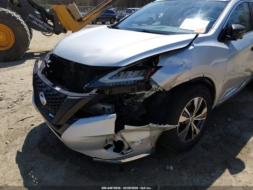 2019 NISSAN MURANO SV