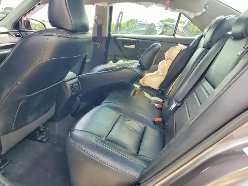 2017 TOYOTA CAMRY XLE  