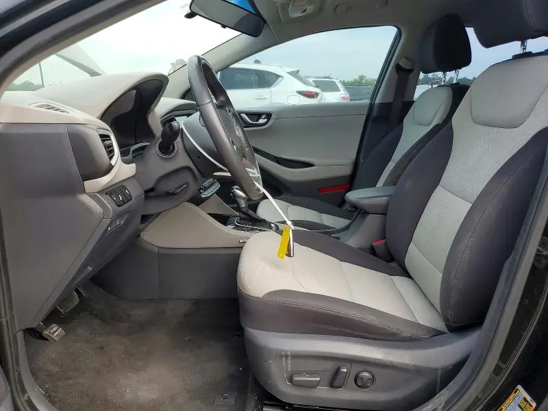 2017 HYUNDAI IONIQ SEL  