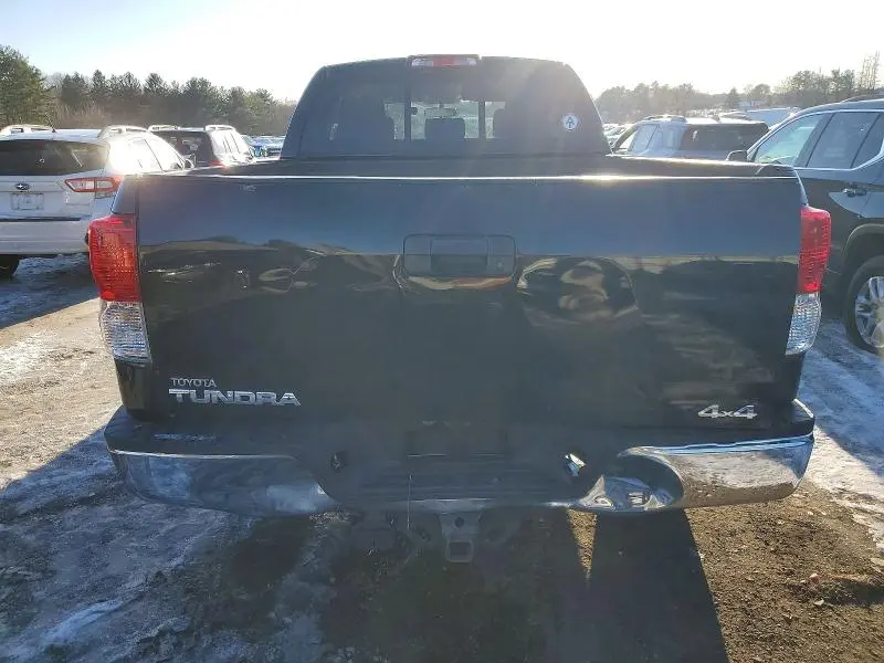 2011 TOYOTA TUNDRA DOUBLE CAB SR5  