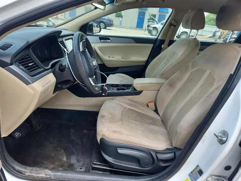2019 HYUNDAI SONATA SE  