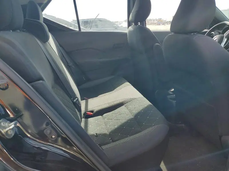 2020 NISSAN KICKS S  