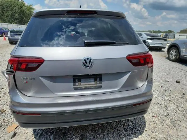 2020 VOLKSWAGEN TIGUAN SE  