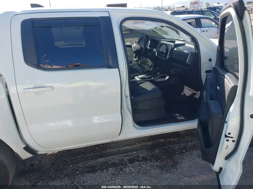 2025 NISSAN FRONTIER SV 4X4