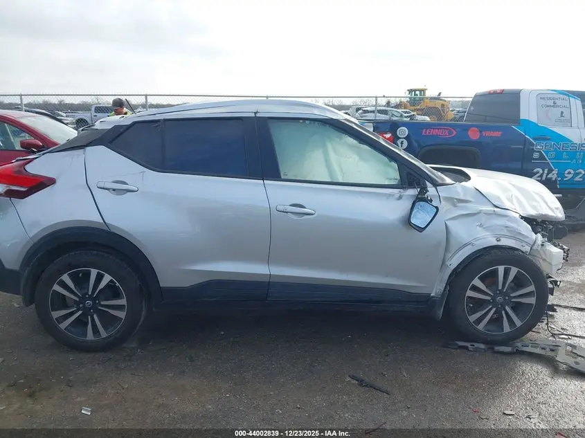 2020 NISSAN KICKS SV XTRONIC CVT