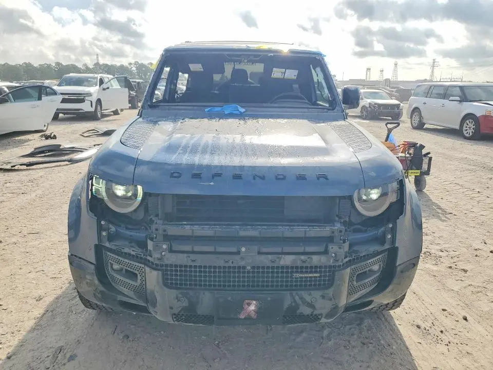 2022 LAND ROVER DEFENDER 90 X-DYNAMIC HSE  