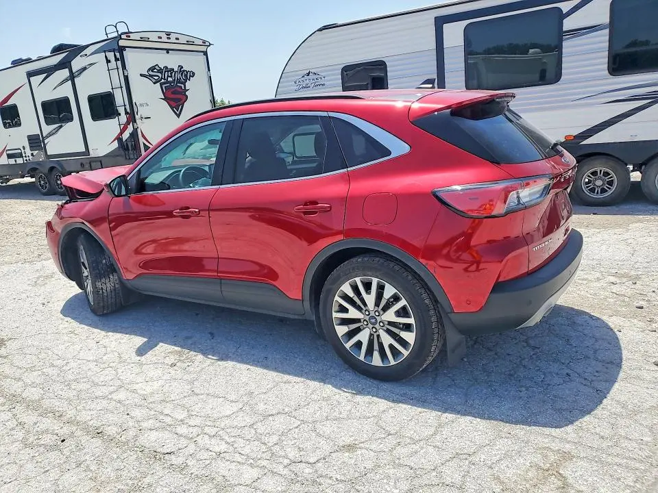 2021 FORD ESCAPE TITANIUM  