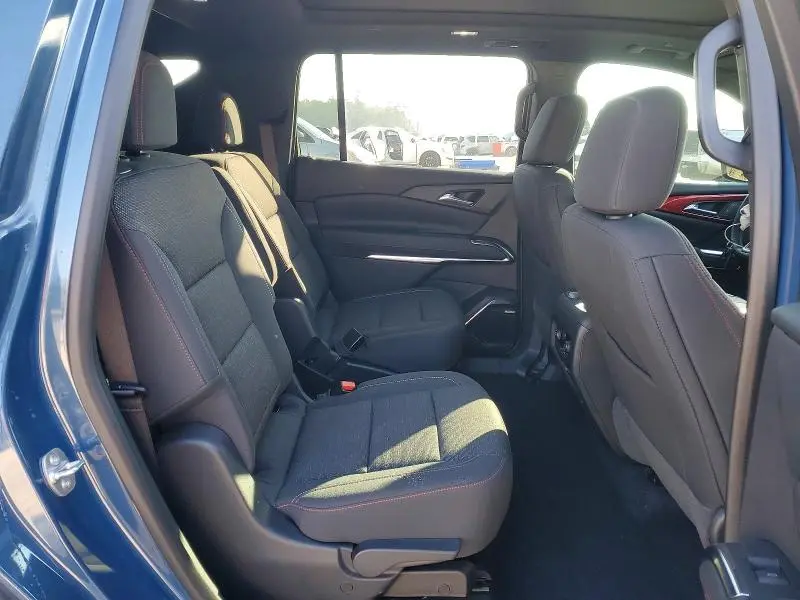 2024 CHEVROLET TRAVERSE LT Z71  