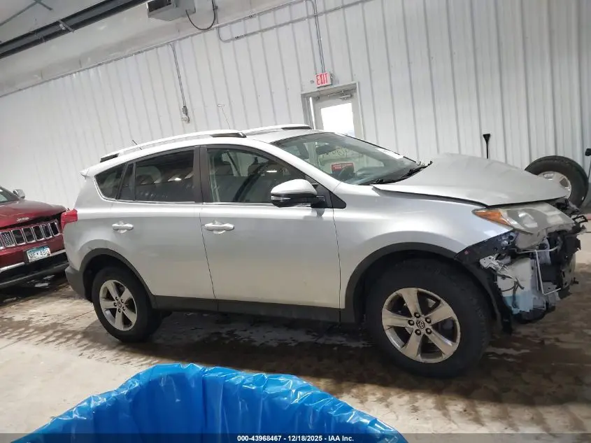 2015 TOYOTA RAV4 XLE