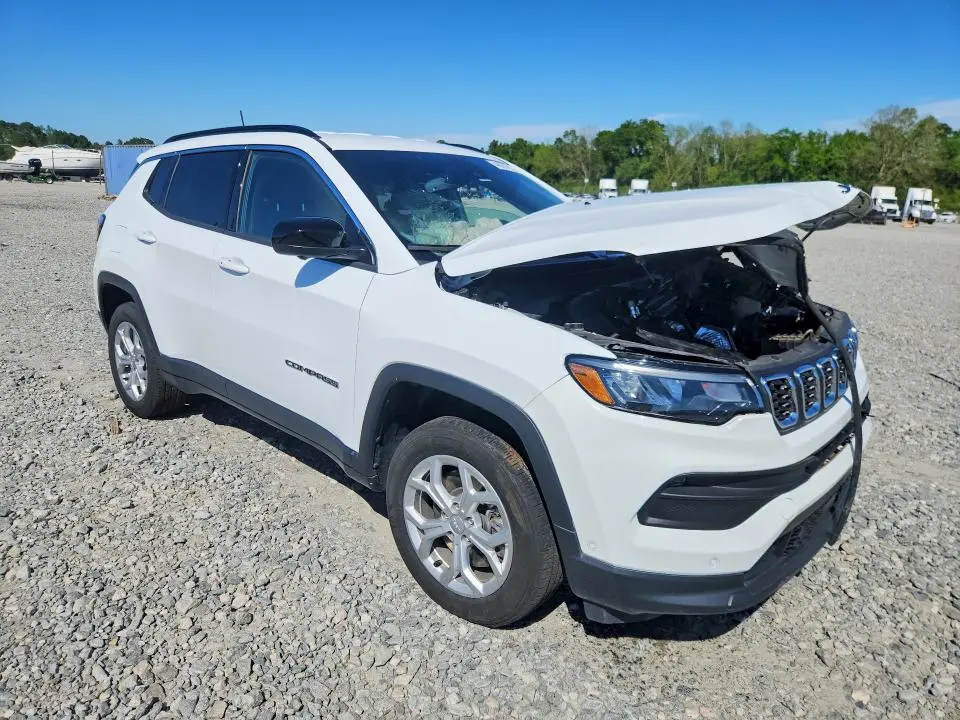 2024 JEEP COMPASS LATITUDE  