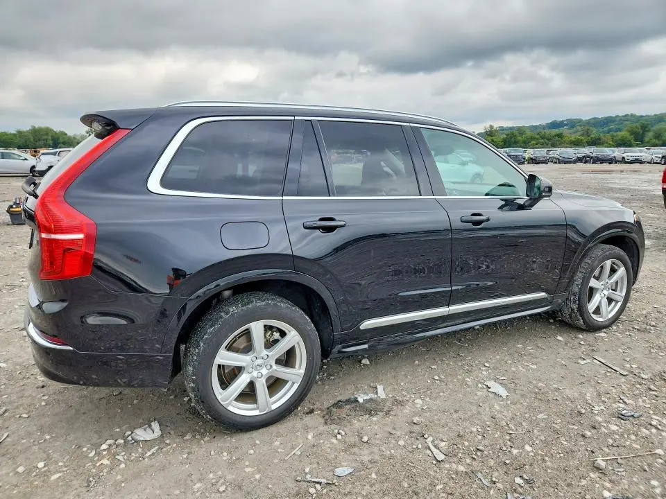 2024 VOLVO XC90 CORE  
