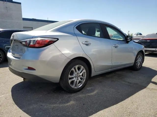 2018 TOYOTA YARIS IA   