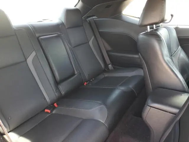 2016 DODGE CHALLENGER SXT