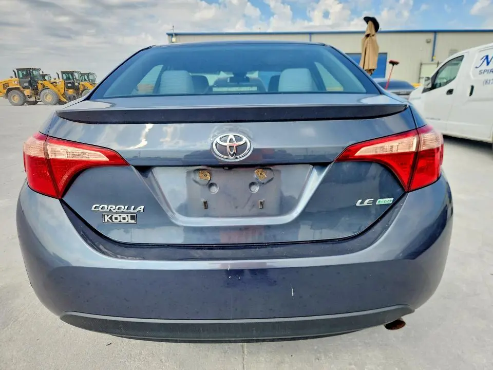 2018 TOYOTA COROLLA LE ECO  