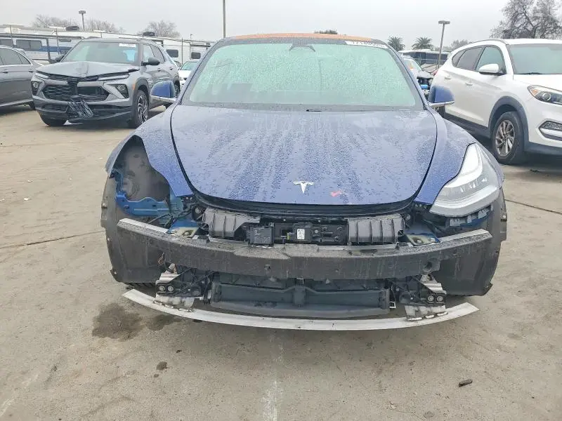 2018 TESLA MODEL 3   