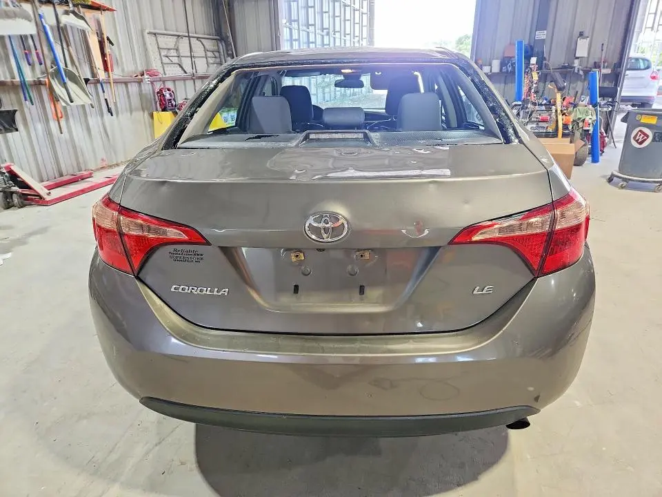 2018 TOYOTA COROLLA LE  