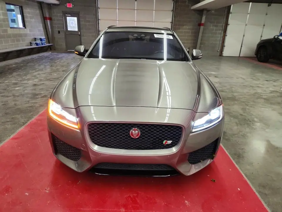 2018 JAGUAR XF S  