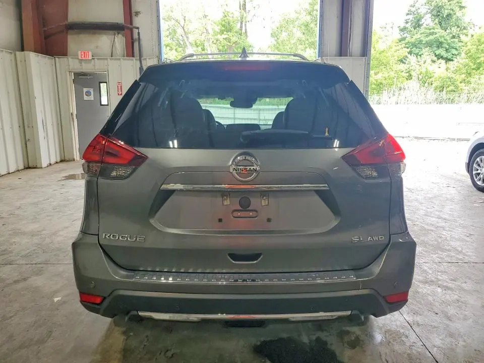 2019 NISSAN ROGUE SL  
