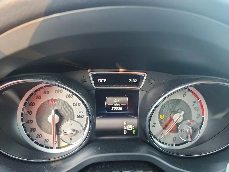 2015 MERCEDES-BENZ CLA 250  