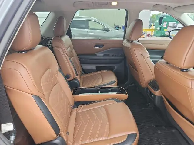2022 NISSAN PATHFINDER PLATINUM  