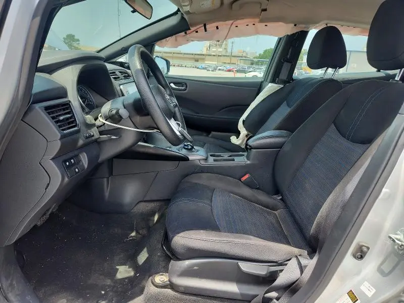2023 NISSAN LEAF S  