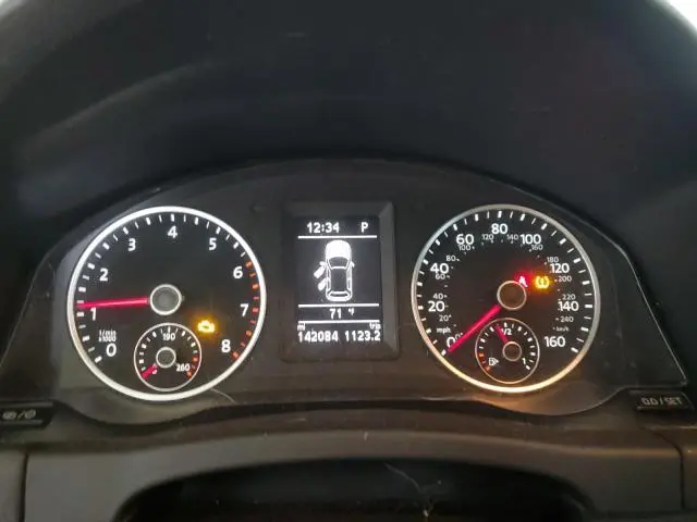 2016 VOLKSWAGEN TIGUAN S  