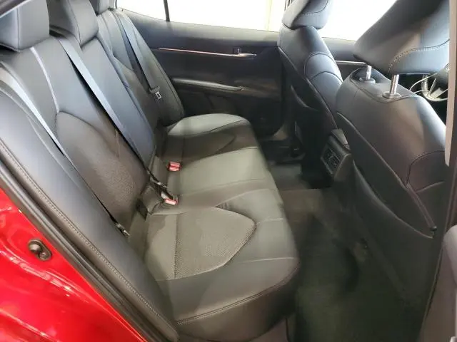 2024 TOYOTA CAMRY XLE  