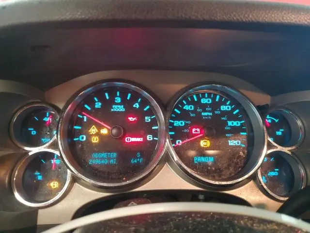 2011 CHEVROLET SILVERADO K1500 LT  