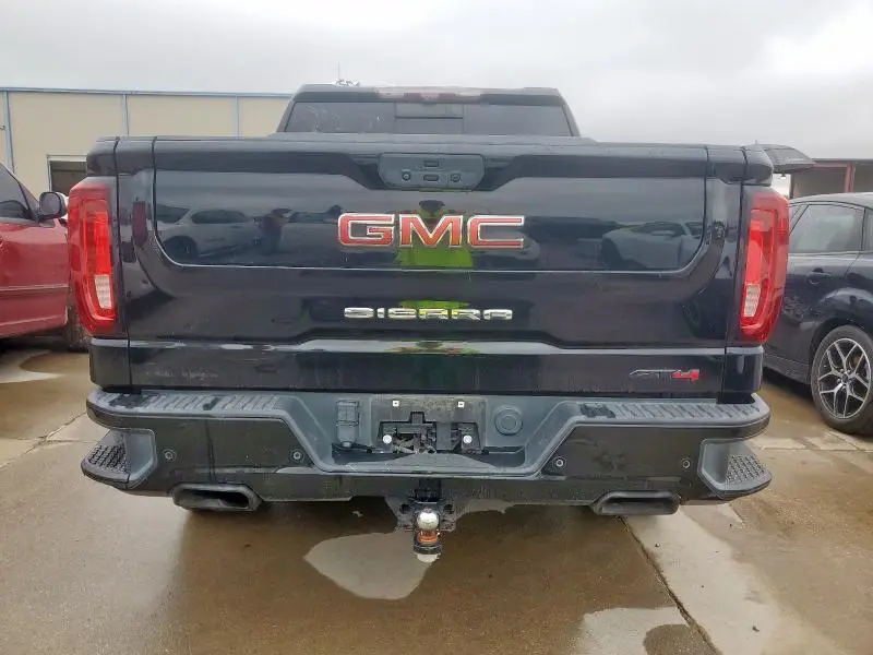 2021 GMC SIERRA K1500 AT4  