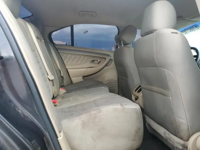 2016 FORD TAURUS SE  