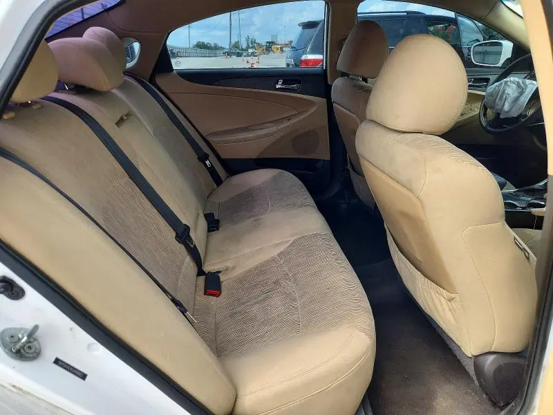 2012 HYUNDAI SONATA GLS  