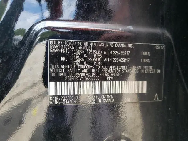 2017 TOYOTA RAV4 XLE  