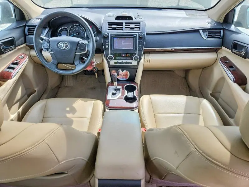 2012 TOYOTA CAMRY XLE  