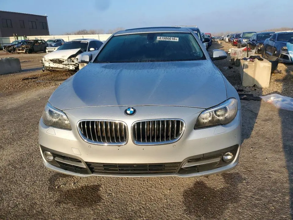 2015 BMW 528 XI  