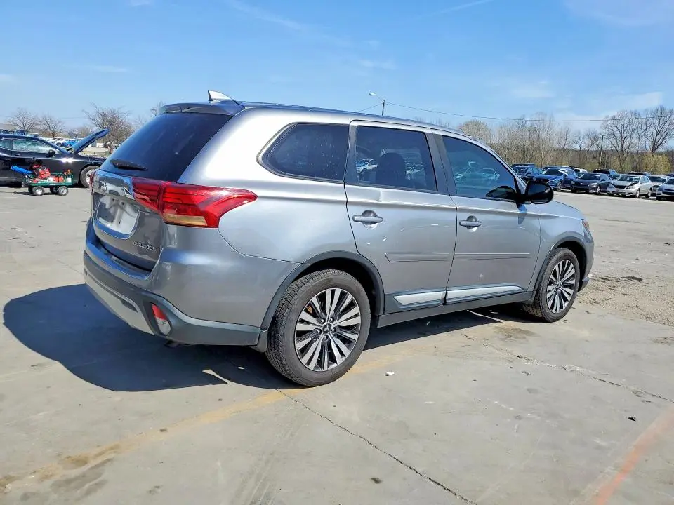 2019 MITSUBISHI OUTLANDER ES  