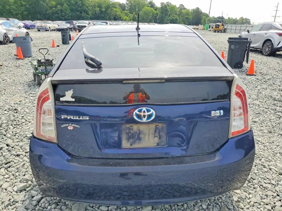 2014 TOYOTA PRIUS TWO  