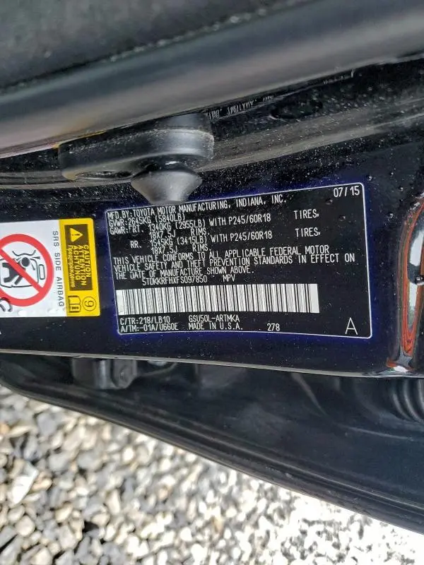 2015 TOYOTA HIGHLANDER XLE  