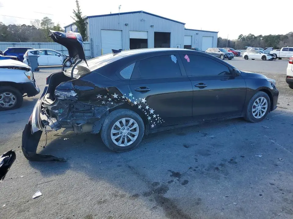 2021 KIA FORTE FE  